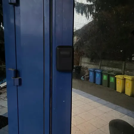 Konukevi Arkuszowa 58 Varşova