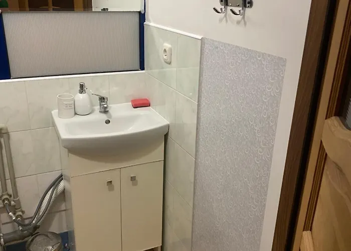 Arkuszowa 58 Pensjonat 3*